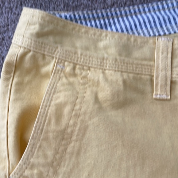 Natural Reflections Twill Short - Picture 4 of 8